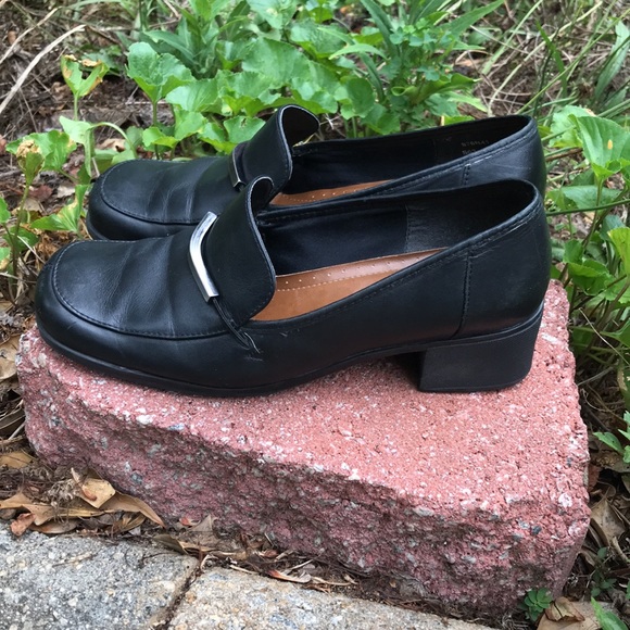 NATURALIZER SHOES - Picture 6 of 14
